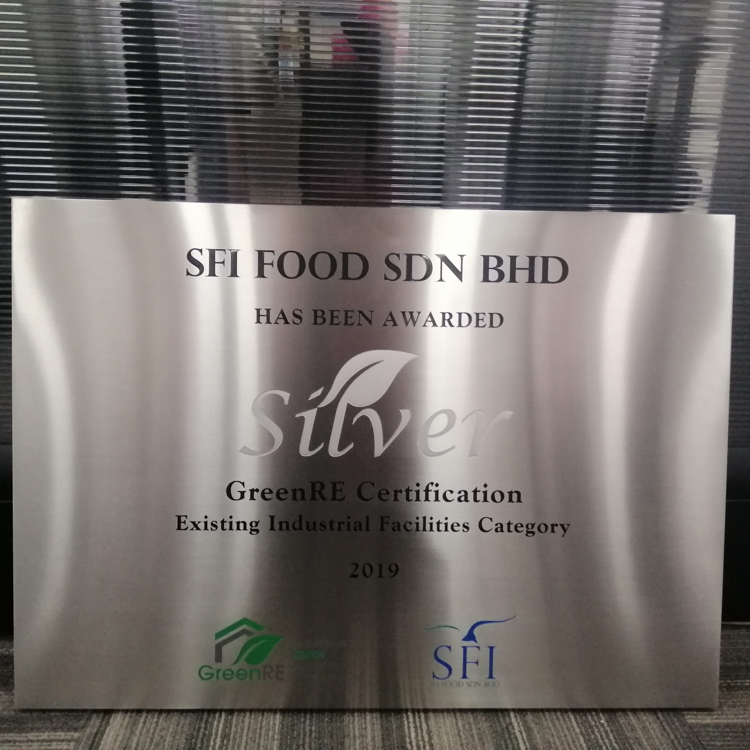 contact_SFI-Plaque