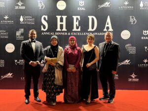 ac437ec3-47b0-4816-8248-4257370615cd